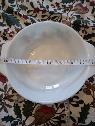 Pyrex vintage casserole - pyrex, 7.5"
