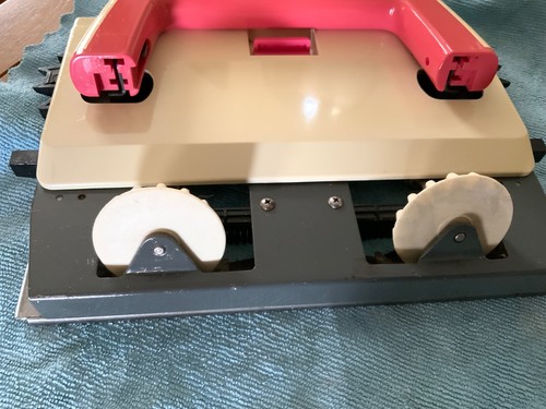 Toyota ks858 knitting machine
