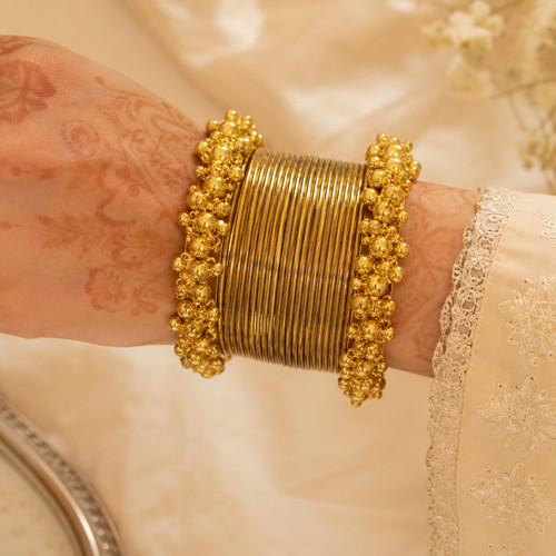 Gold indian pakistani bangle - gold,