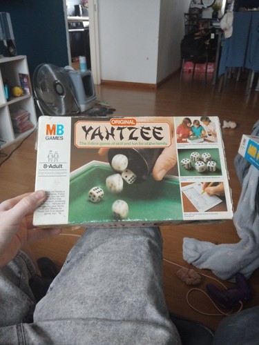 Yahtzee vintage 1982 - yahtzee,