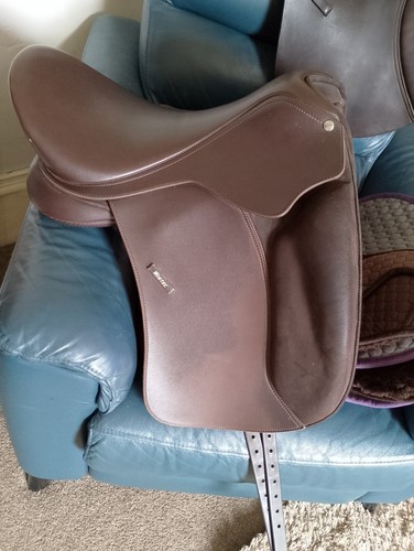 Wintec 500 dressage saddle - 500,
