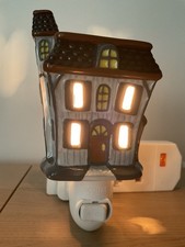Scentsy Haunted House Mini Warmer. USED.