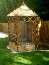 6' Victorian Hexagonal Bird