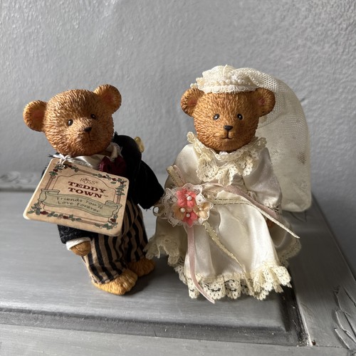 Bride and groom bears vintage - bride,