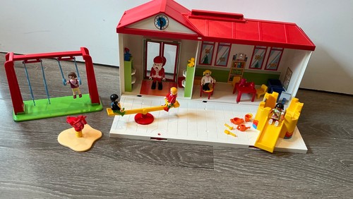 Playmobil city life take - playmobil, along