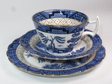 VINTAGE Wilton Ware Trio Ye