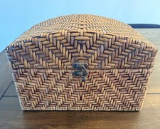 Vtg hinged wood - hinged,