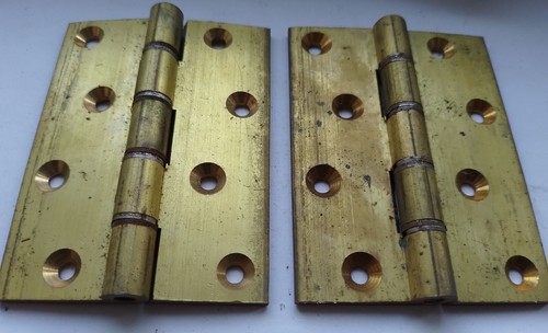 Vintage old retro brass - retro, 4"
