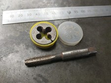 Presto 5/16 Bsw  Split Die &