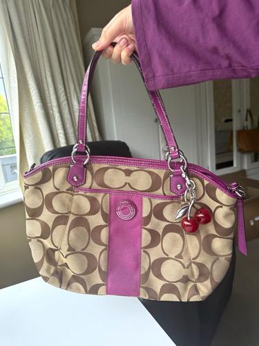 Vintage coach signature - vintage,