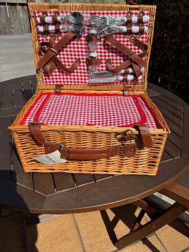 Wicker picnic basket - set, for