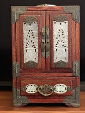 Vintage Liberty Chinese