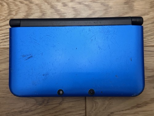 Blue nintendo 3ds handheld - blue, xl