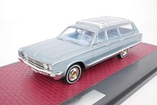 Chrysler town country wagon - town,