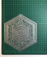 XL Decorative Lavish Hexagons