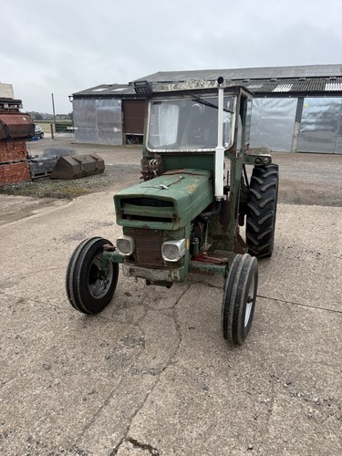 Massey ferguson tractor - ferguson,