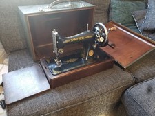 Vintage Singer 99k Hand Crank Sewing Machine. 1939. No Reserve!