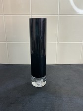 THICK RIMMED BLACK CYLINDER