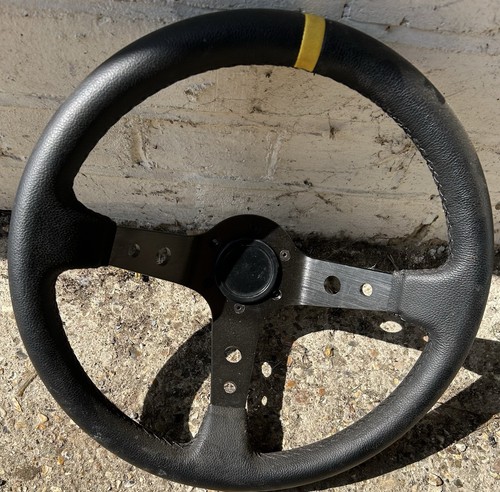Momo style steering wheel with - momo,