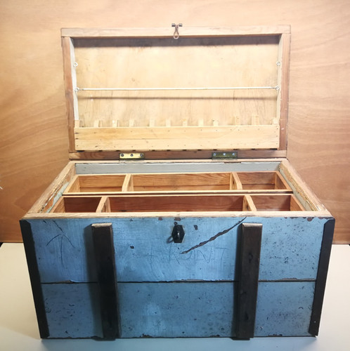 Vintage carpenters tool box - tool,