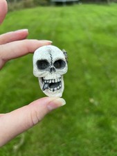 Skull figurine, small resin gothic decor ornament