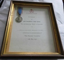 WW1 2 ROYAL NAVY FRAMED JUBILEE & CORONATION MEDALS RIGGER ROYAL YACHT & PHOTO'S