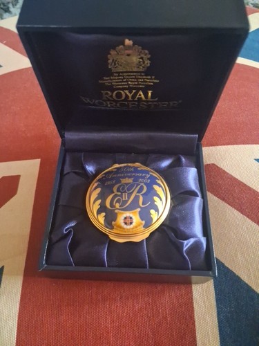 Royal worcester hand - worcester,