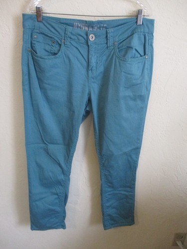 Hydraulic teal green crop - hydraulic,