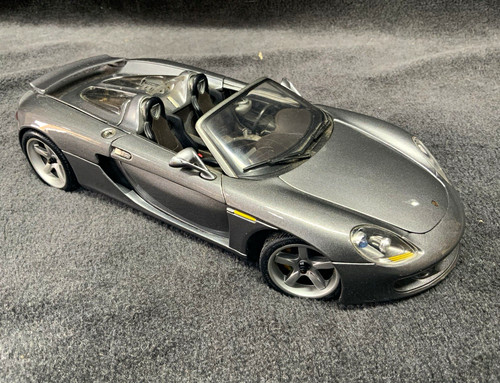 Maisto porsche carrera 18 - maisto,