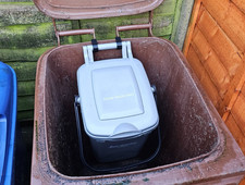 Food Waste Bucket to Bin