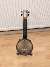 Magic Fluke Firefly banjo