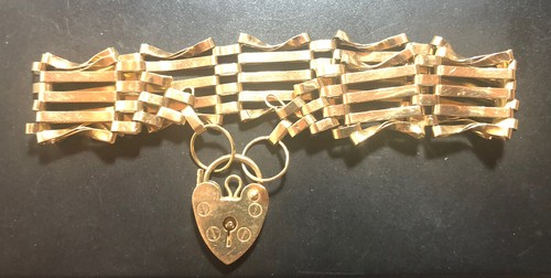 Lovely vintage 9ct gold - lovely, hollow