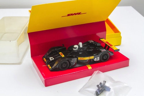 Scalextric lola dhl day - scalextric,