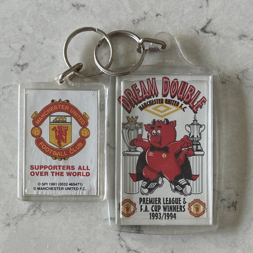 Retro rare man utd key - key, rings