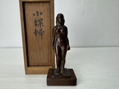 Y10565 statue bronze small - y10565,