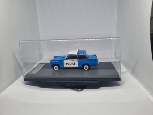 Scale model triumph - 1/43,