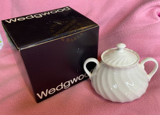 WEDGWOOD 'Candlelight' Lidded