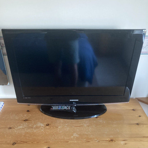 Samsung le32b450c4w 32in - le32b450c4w,