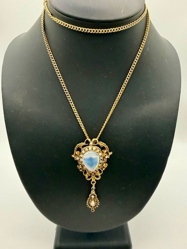 Vintage victorian revival - vintage,