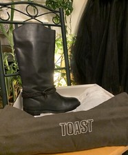 Stylish Class Toast Black