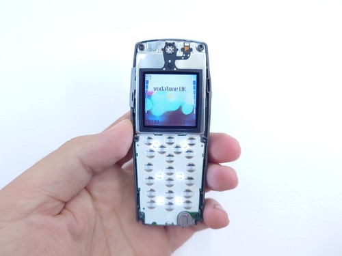 Incomplete nokia 6610 nhl - 6610, nhl-4u