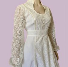 Vintage 70s Ivory Floral Lace