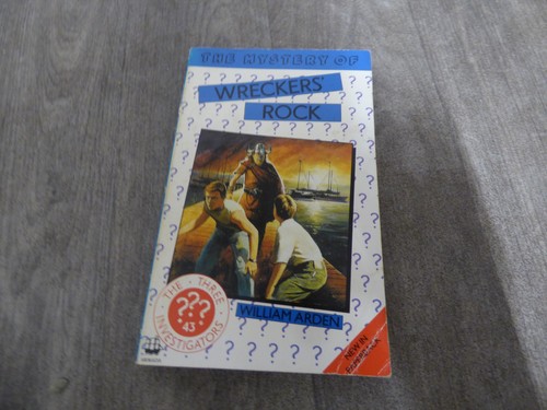 The three investigators - three,