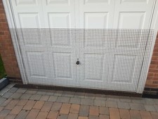 Welded wire mesh panel. 25x25mm hole, 3mm wire. 8x4 ft panel size , self colour.