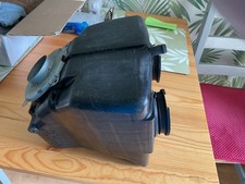 SUZUKI GS 500E AIR BOX AND FILTER