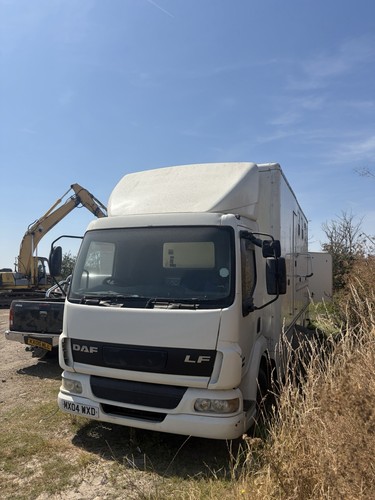 Horsebox ton daf lf 2004 - ton,