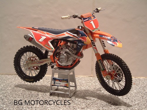 Toy motocross bike model 12 - motocross,