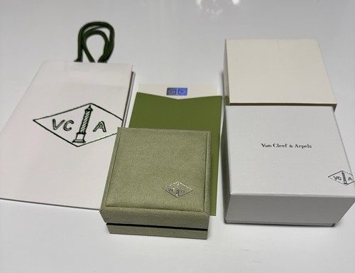 Van cleef arpels - empty, box