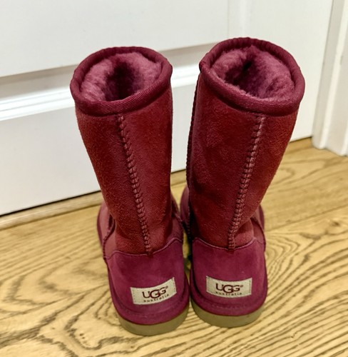 Ugg boots size 5 - size, 4.5