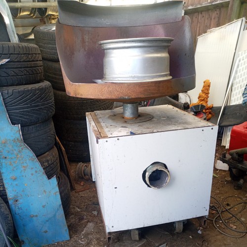 Spray booth alloy wheel refurb - spray,